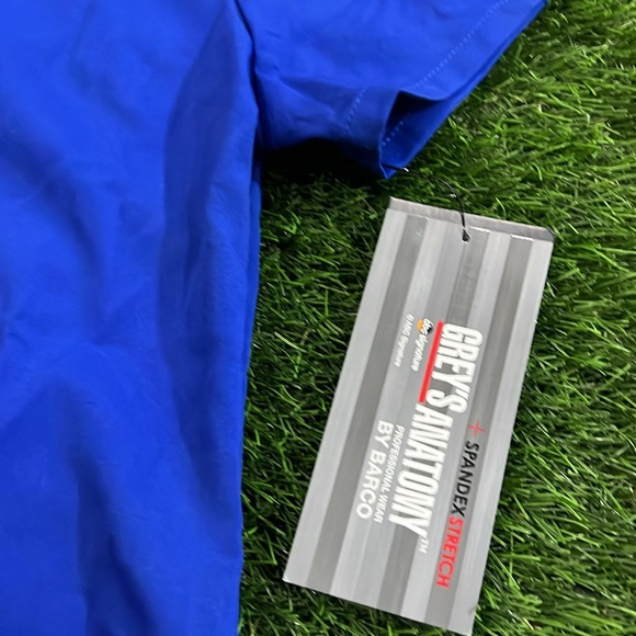 Grey’s Anatomy by Barco - Spandex Stretch Scrub Top - Picture 3 of 5